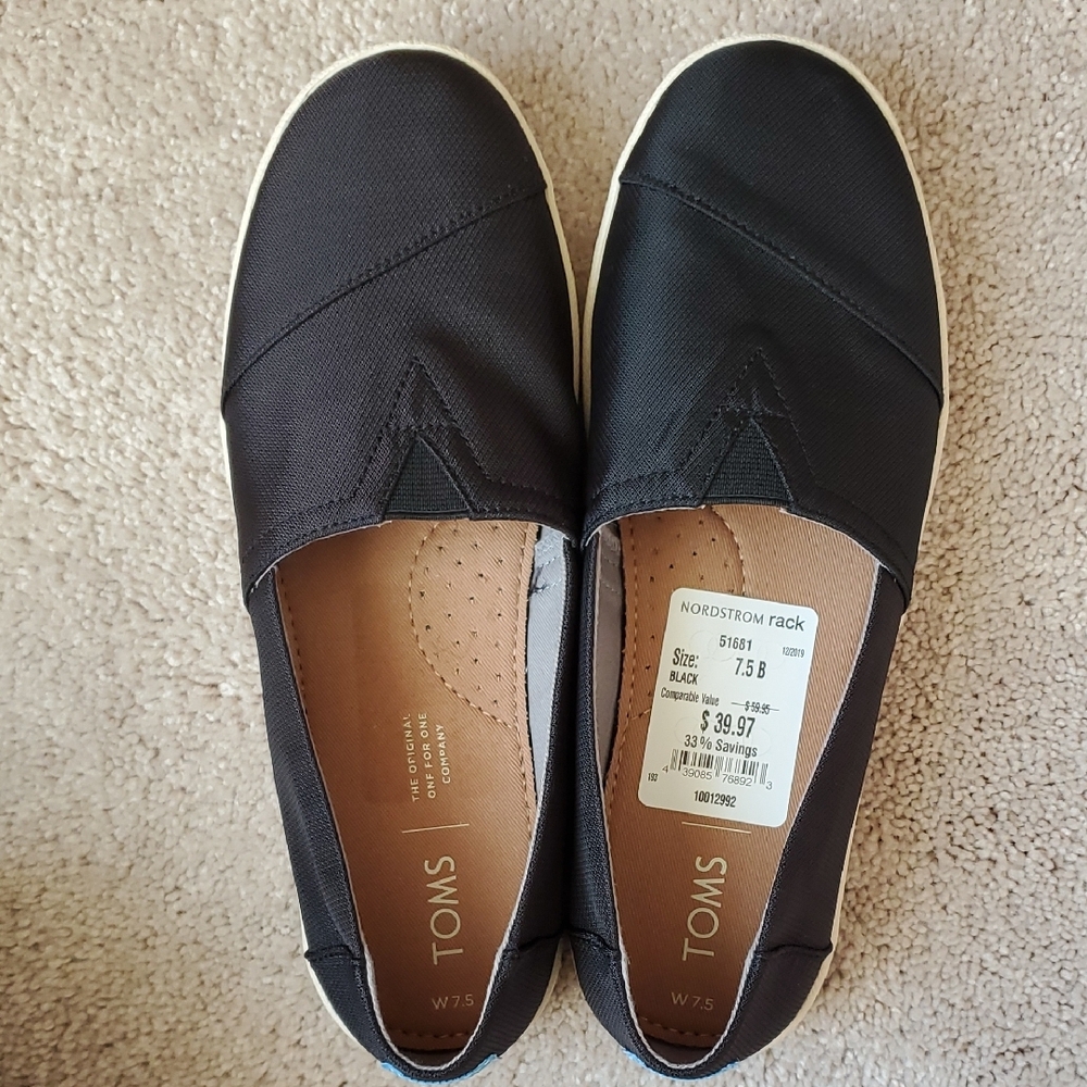 TOMS Women's Avalon Slip-On Shoes 7.5